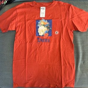 Mens Vans tshirt size small. NWT